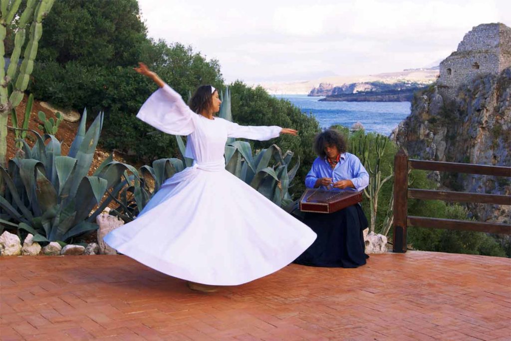 holiday-retreat-tour-turkey-sufi-dance.jpg